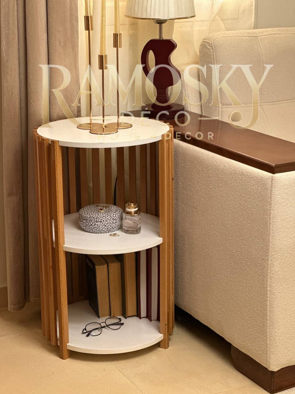 Table cylindrique à étagère