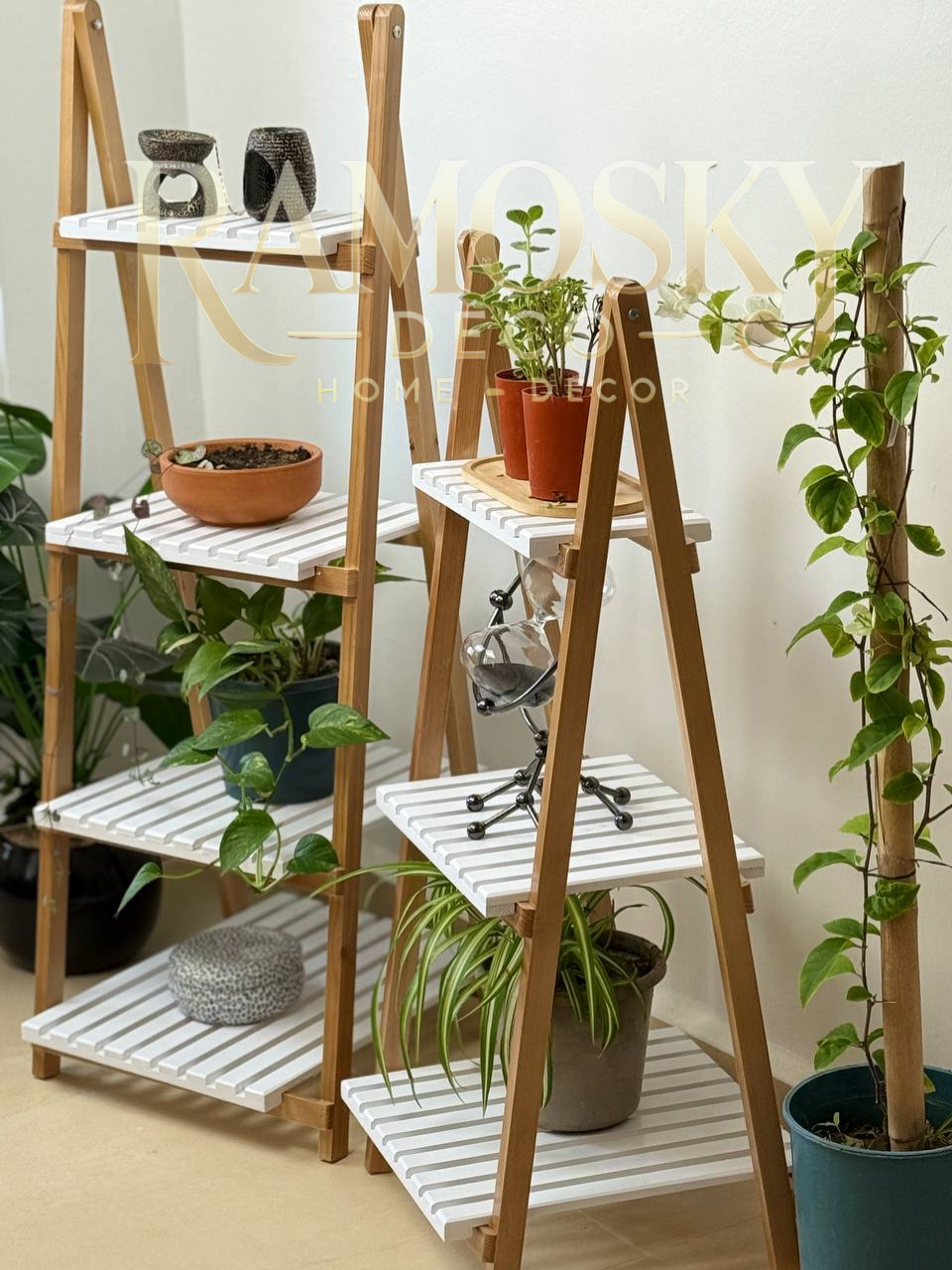 Etagère triangulaire