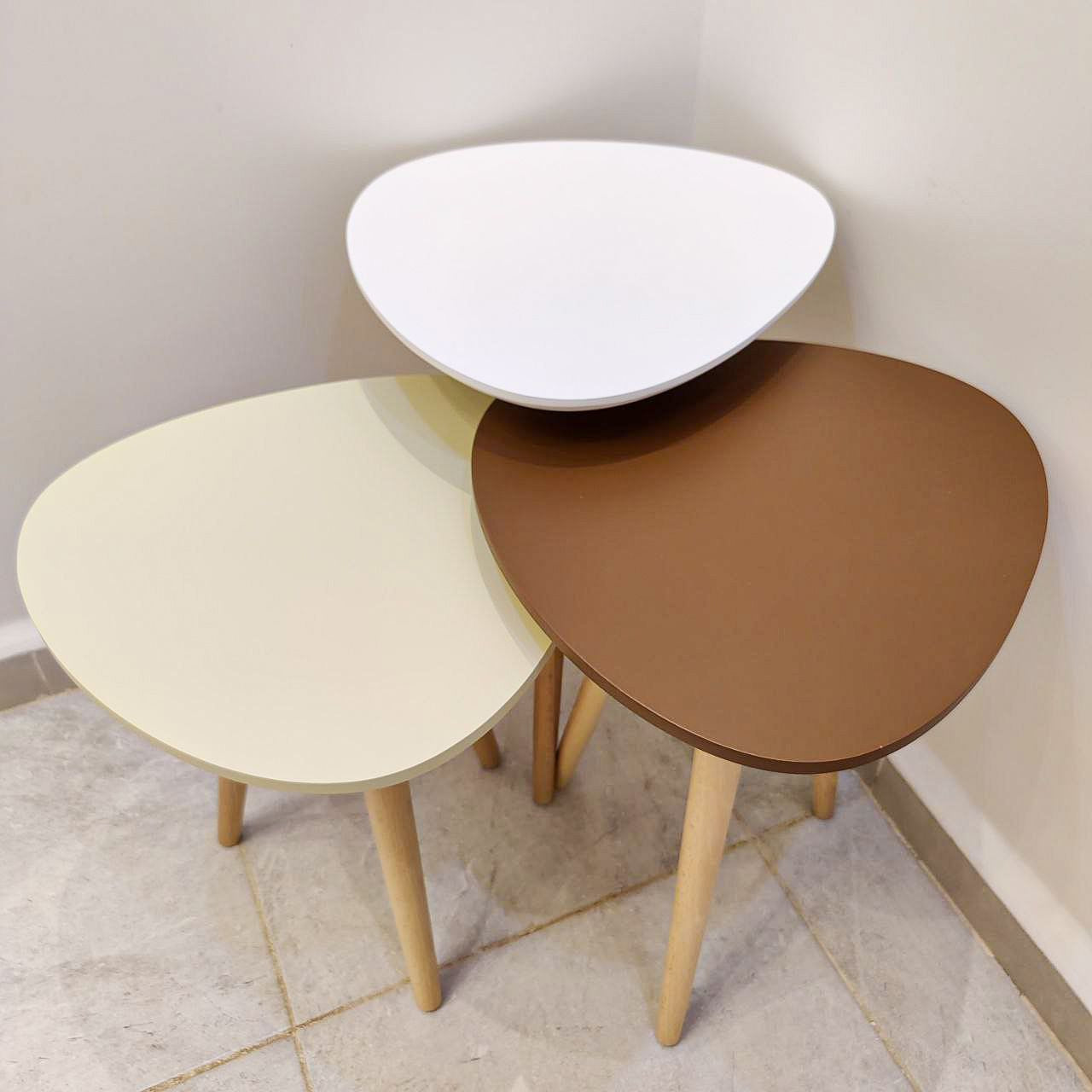 طاولة التعشيش