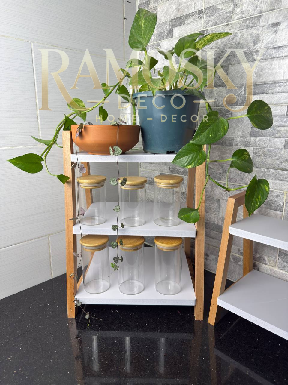 Etagère pour épices
