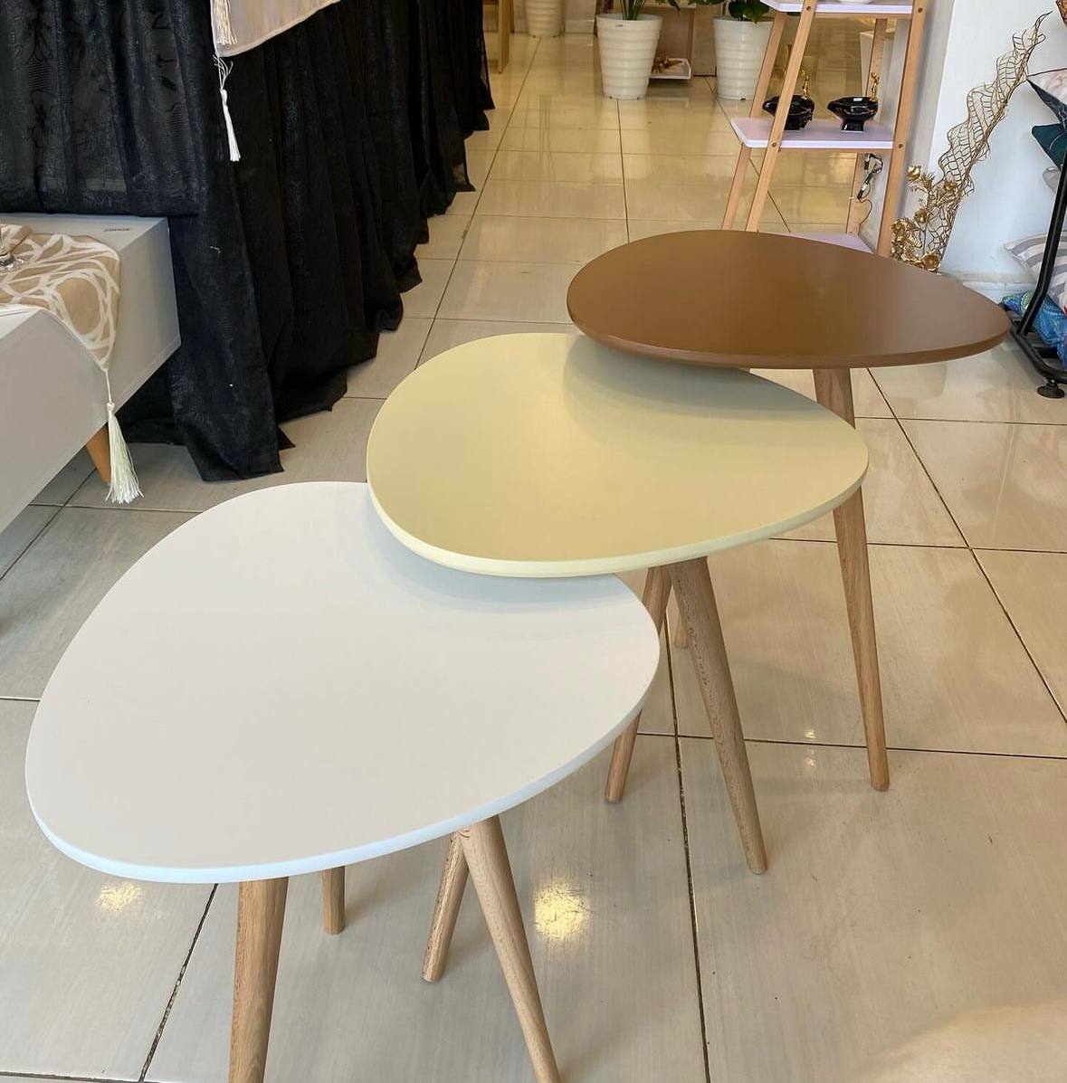 طاولة التعشيش