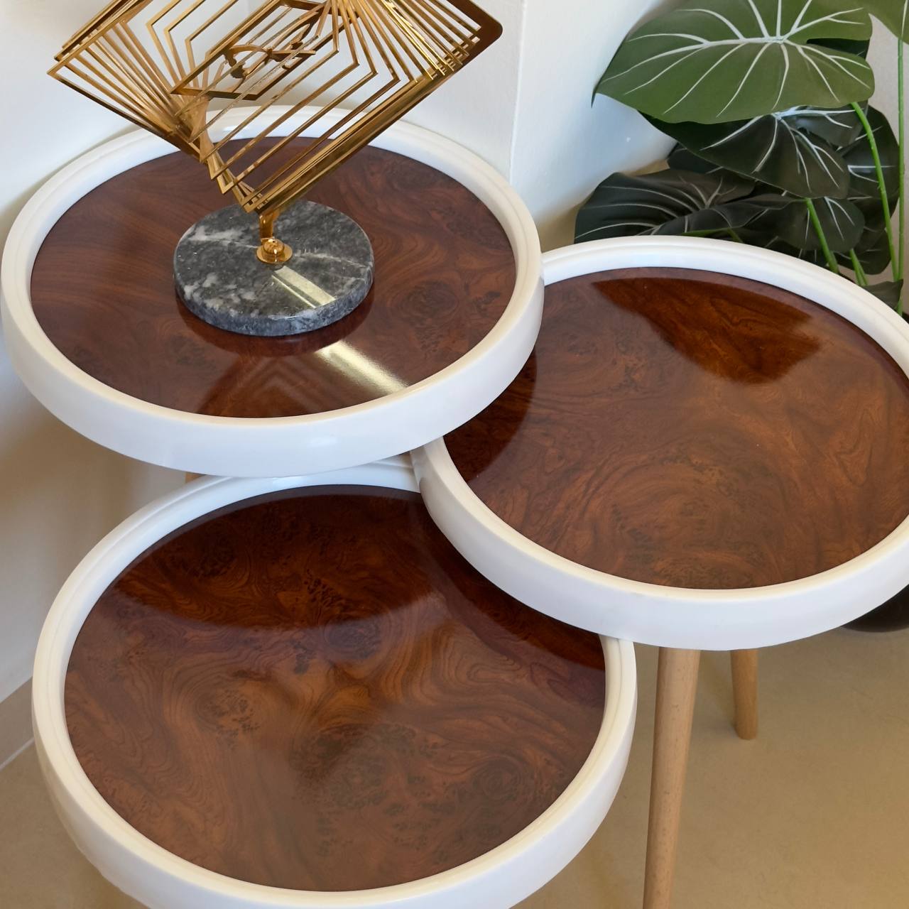 Tables gigognes rondes