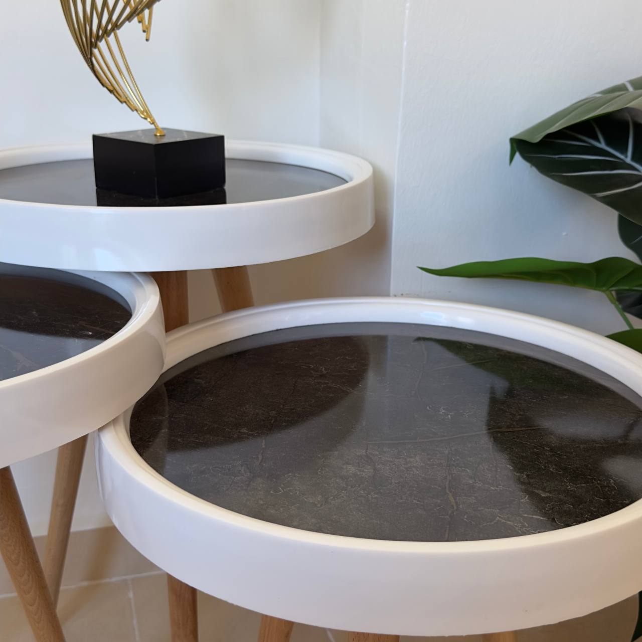 Tables gigognes rondes