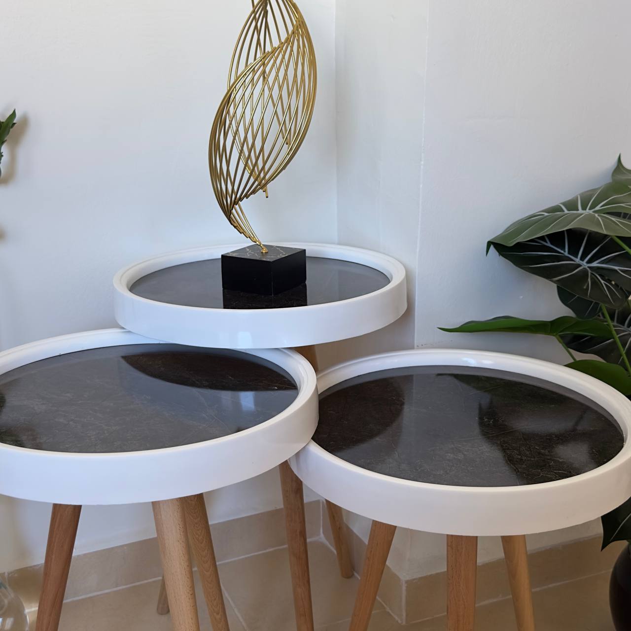 Tables gigognes rondes