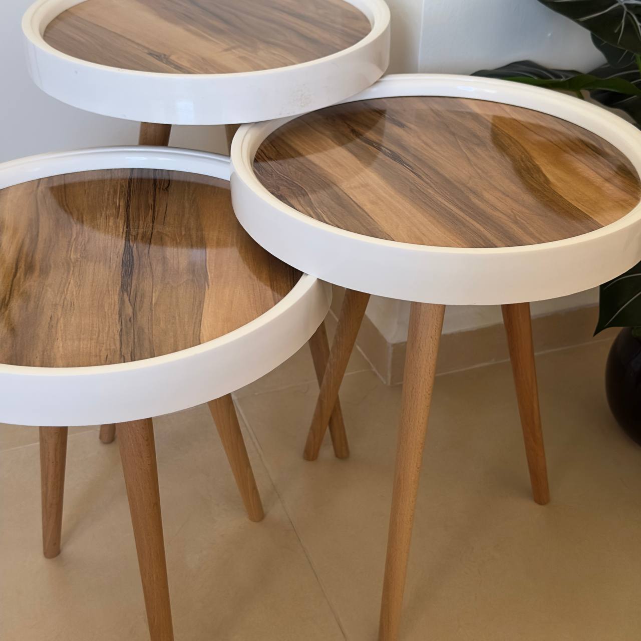 Tables gigognes rondes